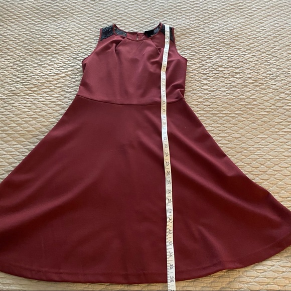 Burgundy/Wine XS/TP Sleeveless A-line Dress - Picture 3 of 7